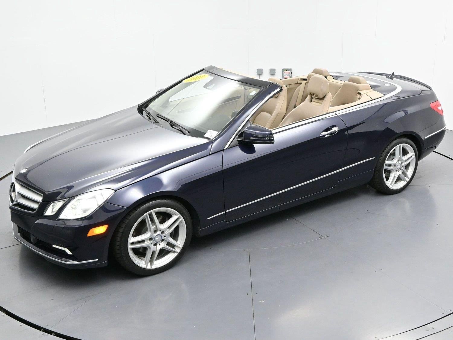 Used 2011 Capri Blue Metallic Mercedes-Benz E 350 image 40