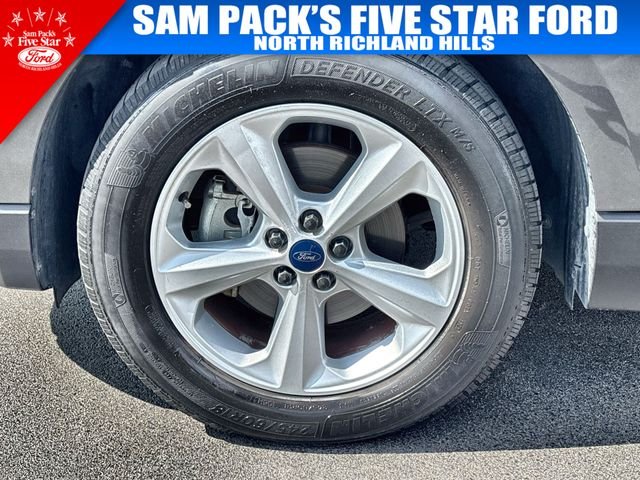 Used 2015 Gray Ford SE image 19
