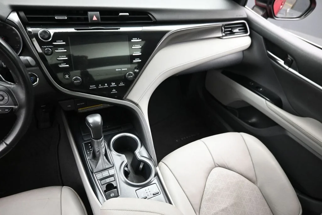 Used 2020 Red Toyota XSE image 15