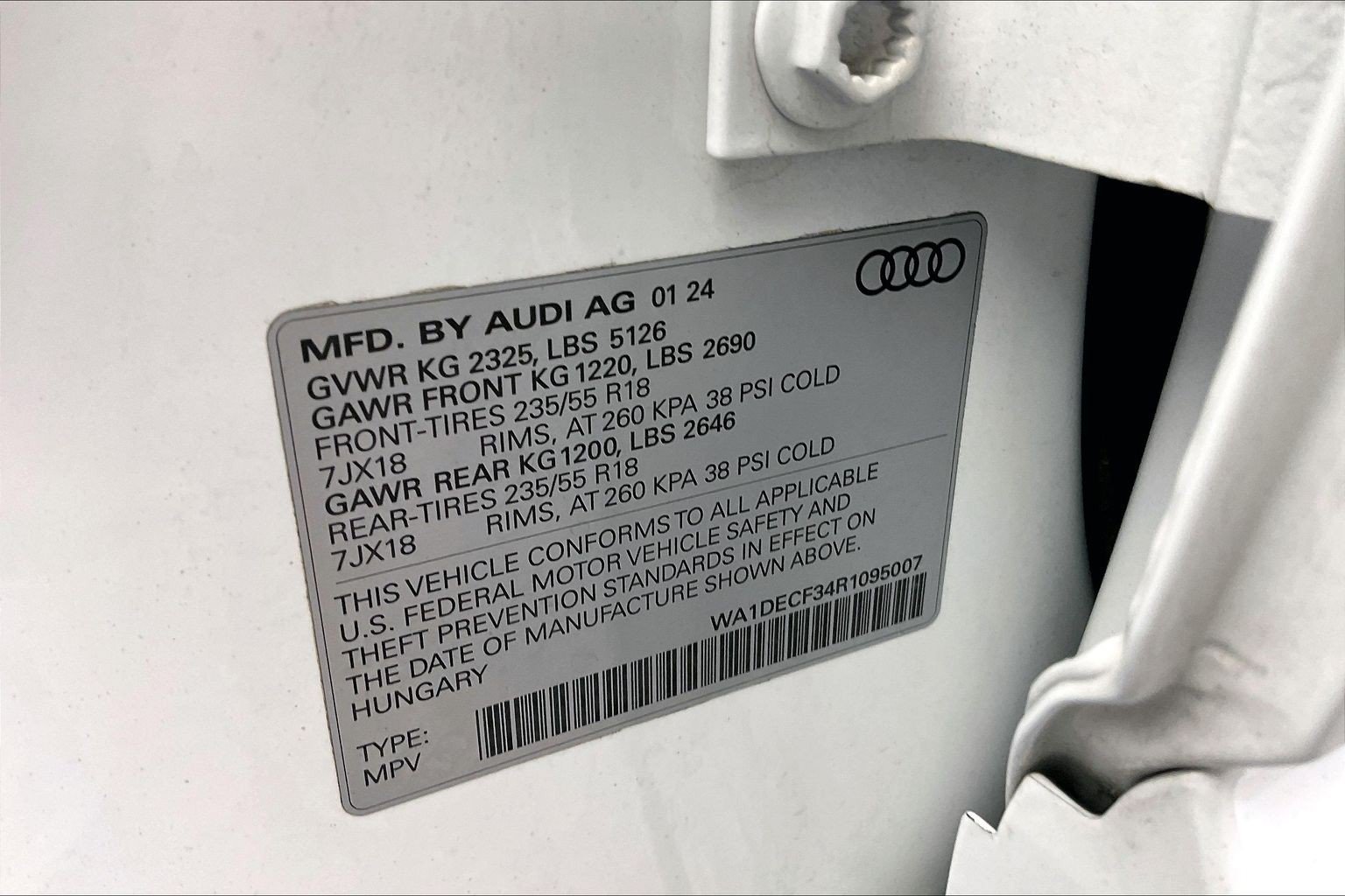 Used 2024 Arkona White Audi S line Premium image 34