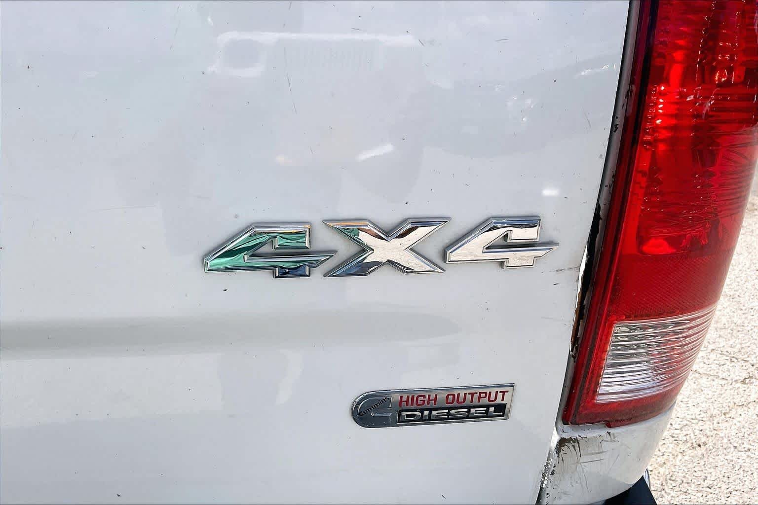 Used 2012 Bright White Ram Laramie image 9