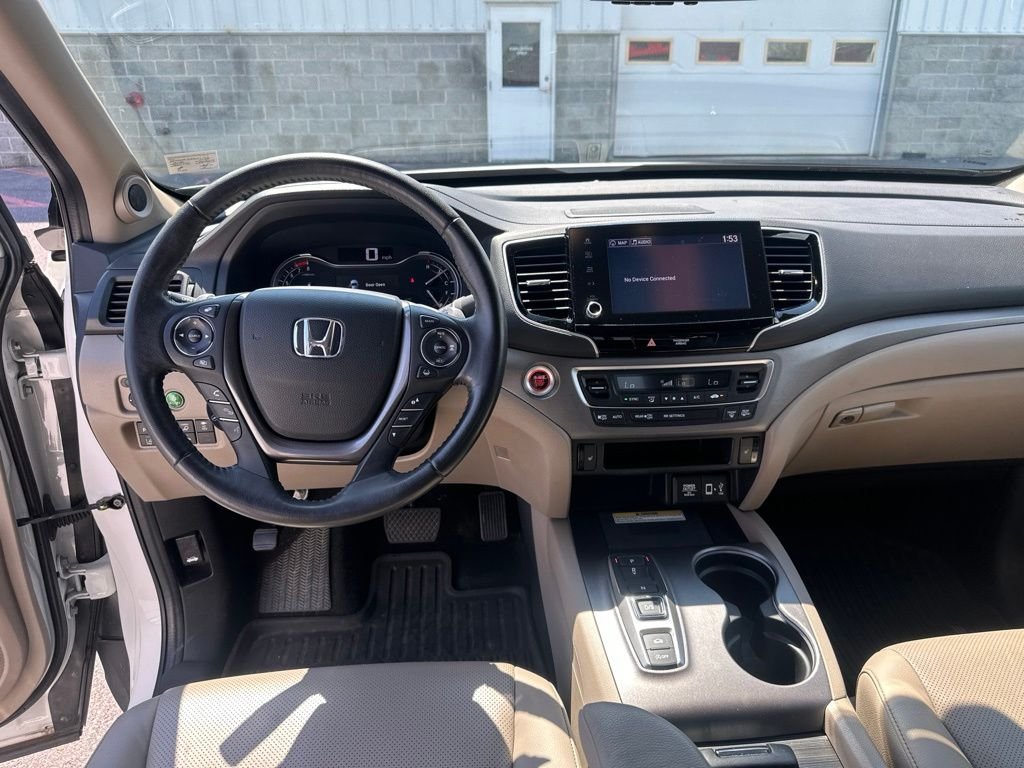 Used 2022 White Honda RTL-E image 17