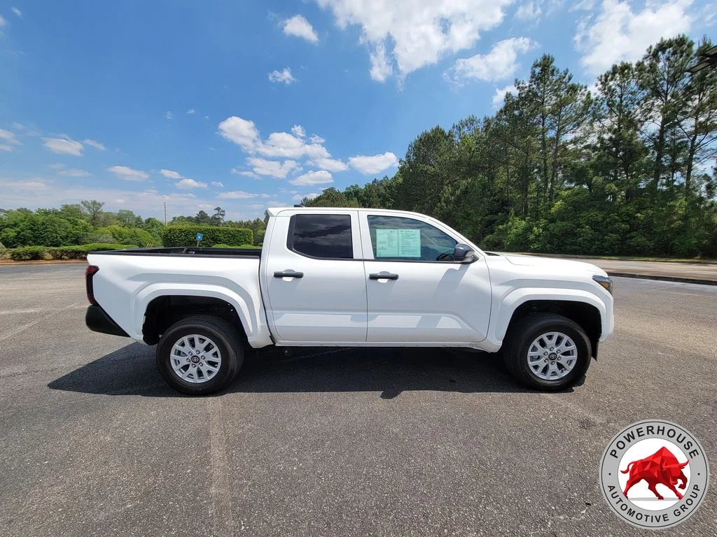 Used 2024 White Toyota SR image 7