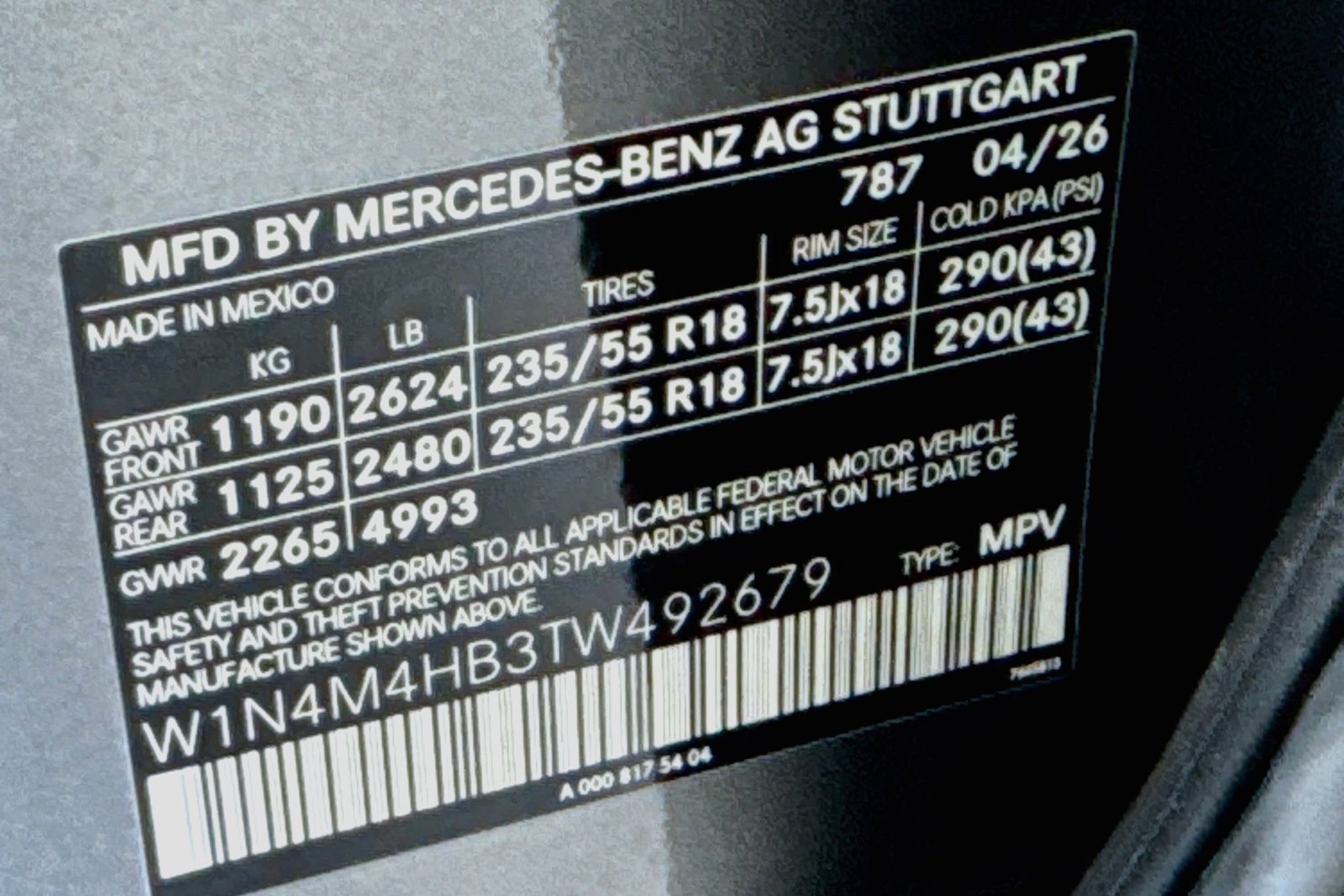 New 2026 Mountain Grey Metallic Mercedes-Benz GLB 250 image 30