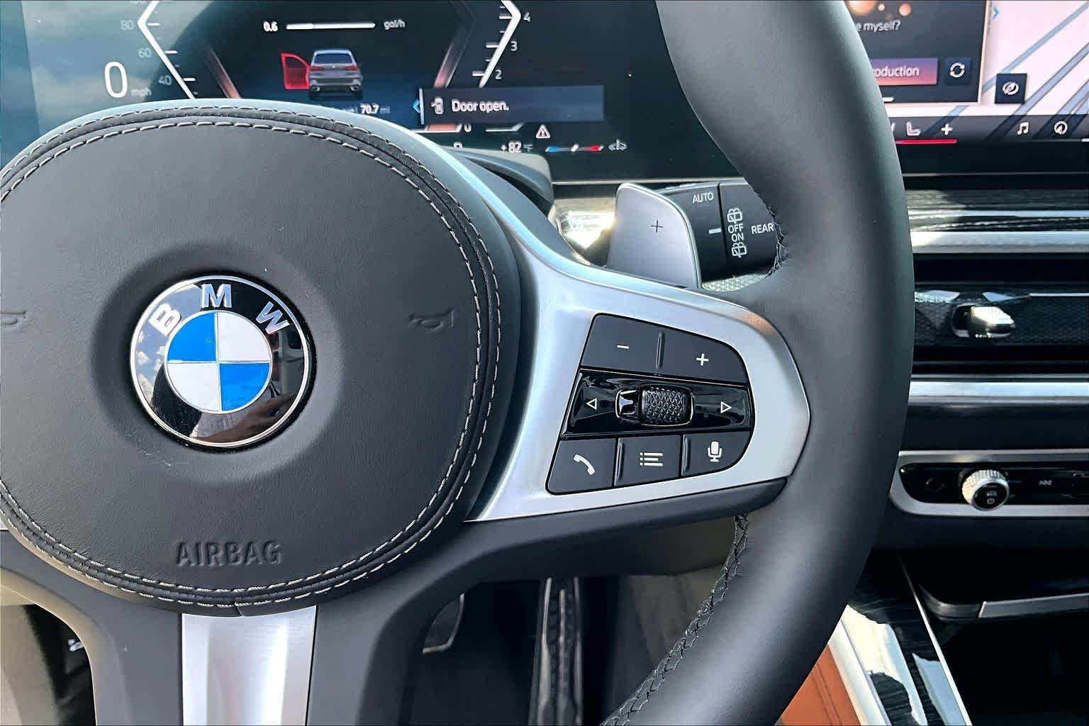 Used 2026 Brooklyn Grey Metallic BMW sDrive40i image 21