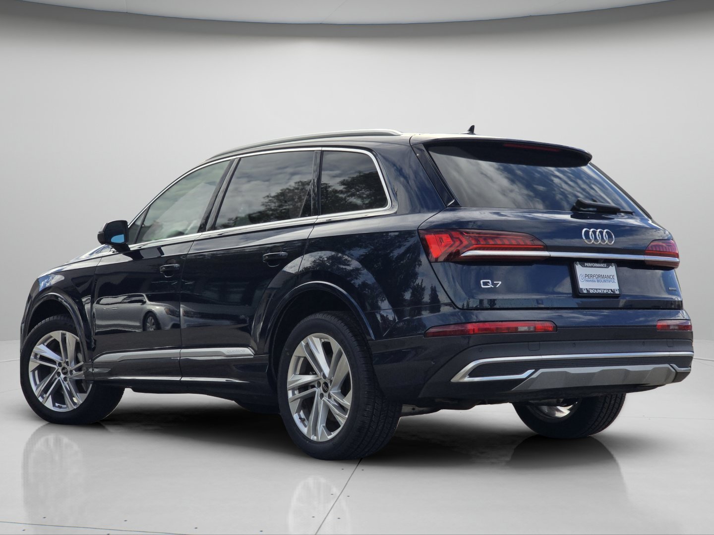 Used 2023 Blue Metallic Audi Premium image 22