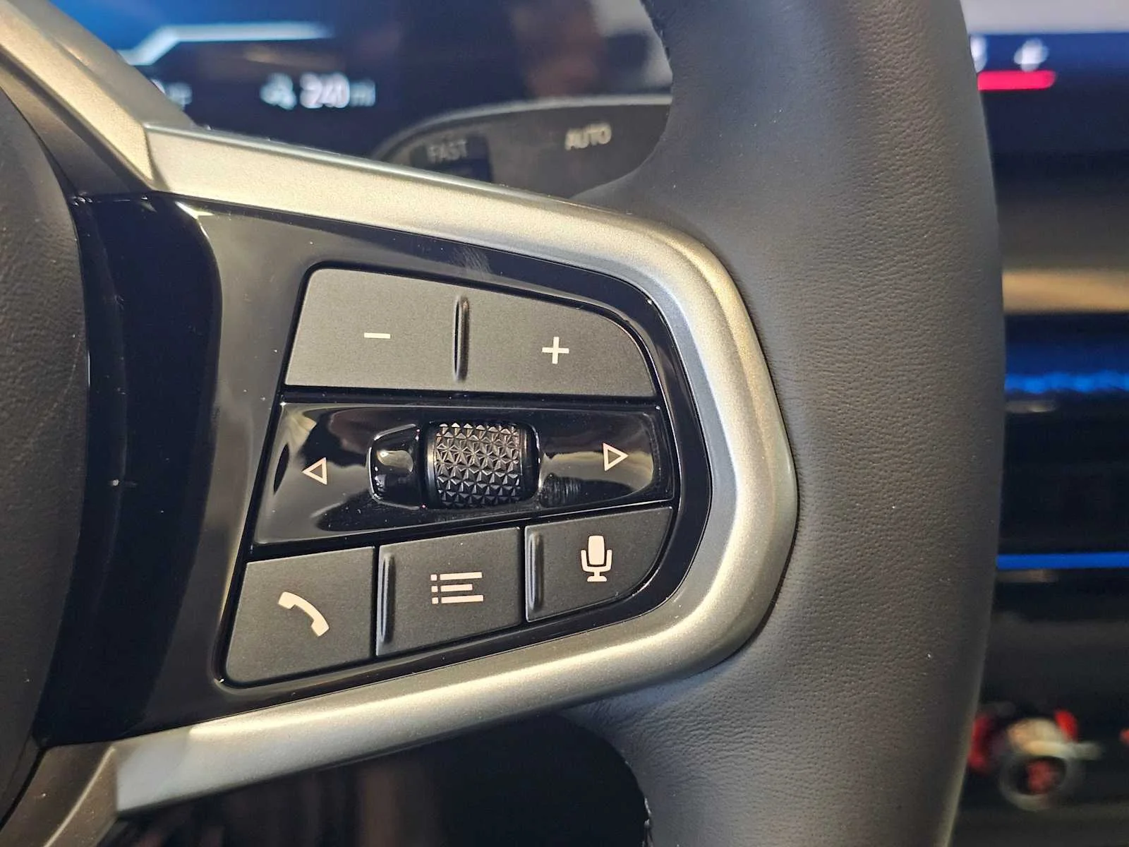 New 2026 Black Sapphire Metallic BMW xDrive40 image 19