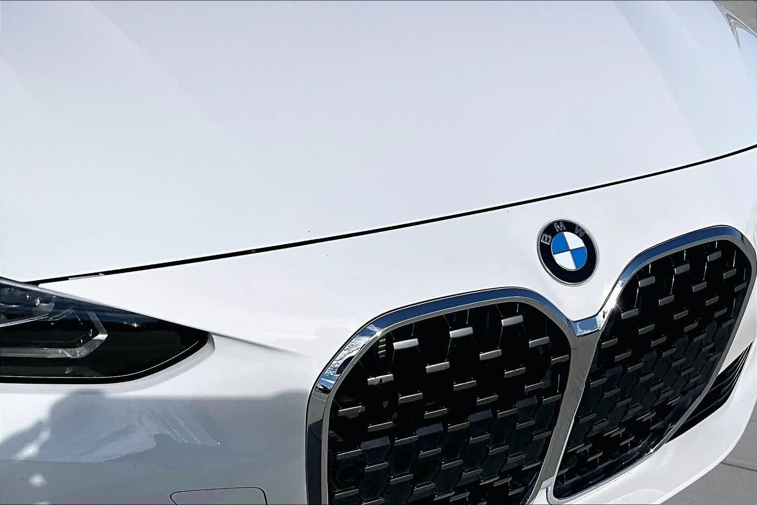 Used 2024 Alpine White BMW 430i image 26