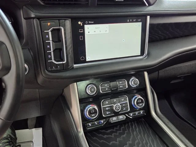 Used 2024 White GMC Denali image 23