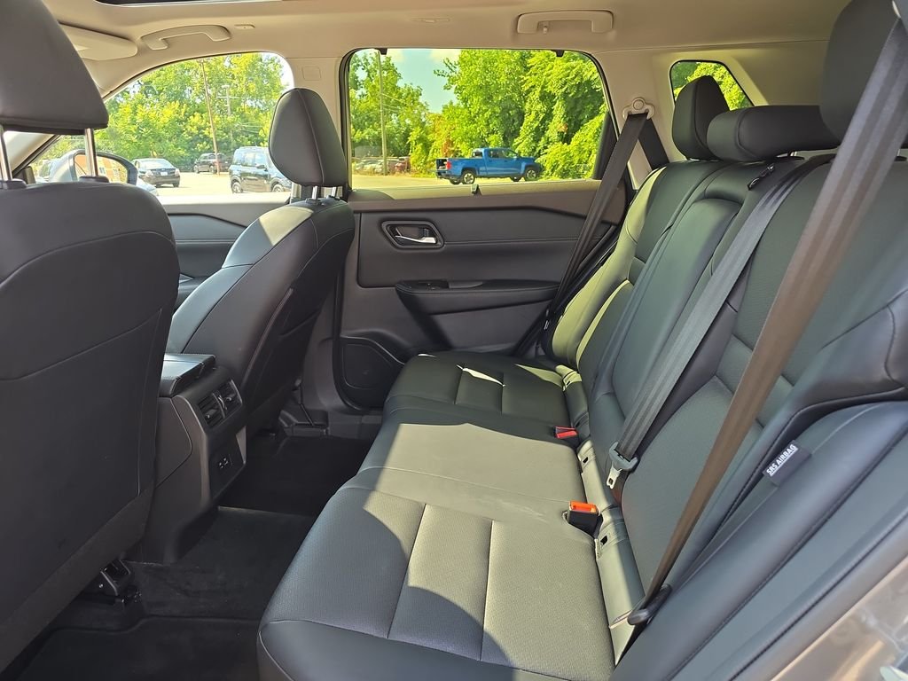 Used 2023 GRAY Nissan SV PREMIUM PKG image 22