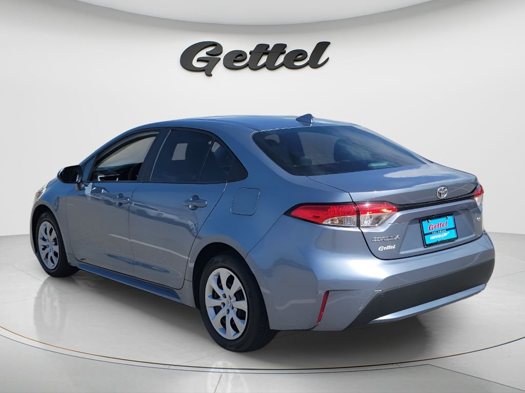 2022 Toyota Corolla LE - Photo 12