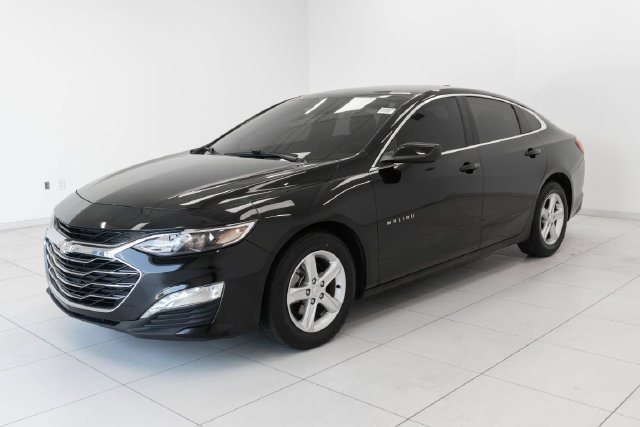 Used 2024 Black Chevrolet LT image 21