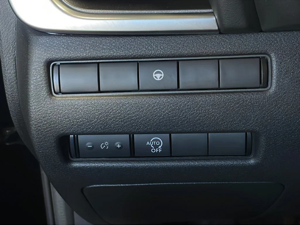 Used 2023 Black Nissan SV image 27