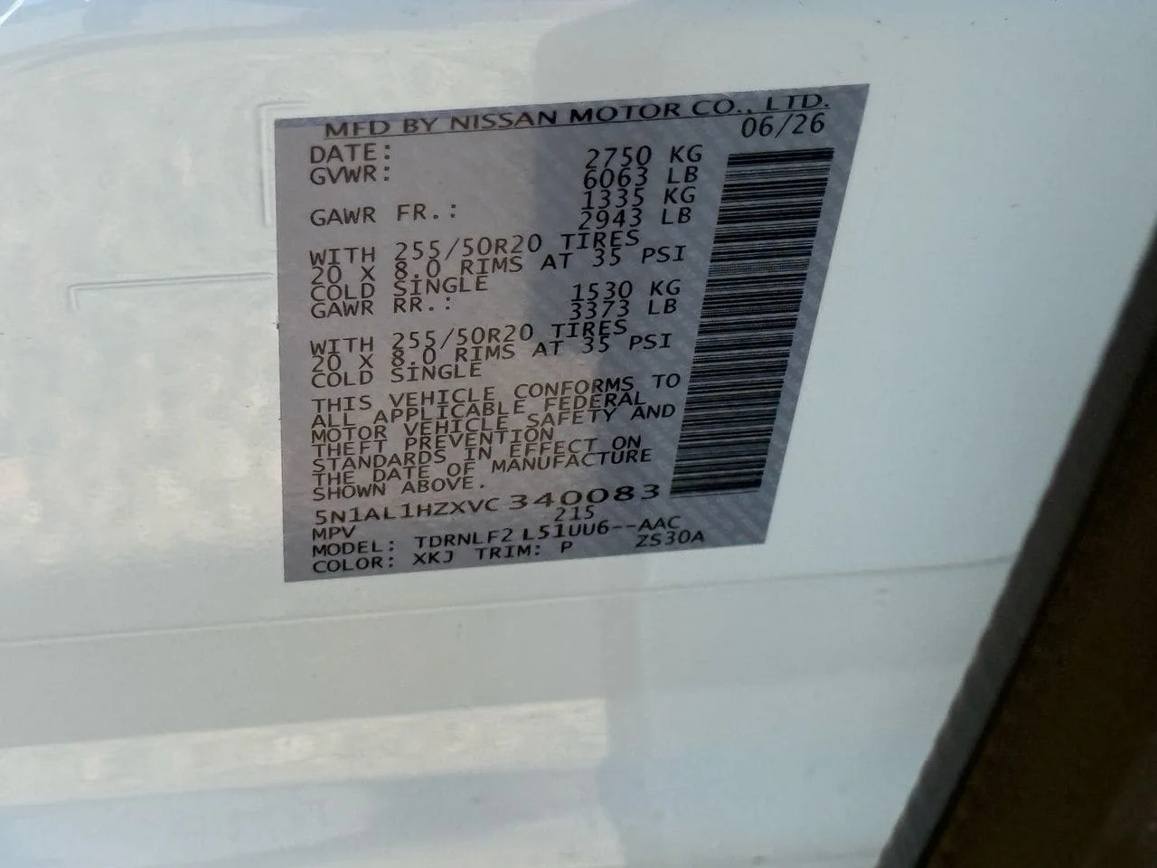 New 2027 2T RAD WHT INFINITI Autograph AWD image 32