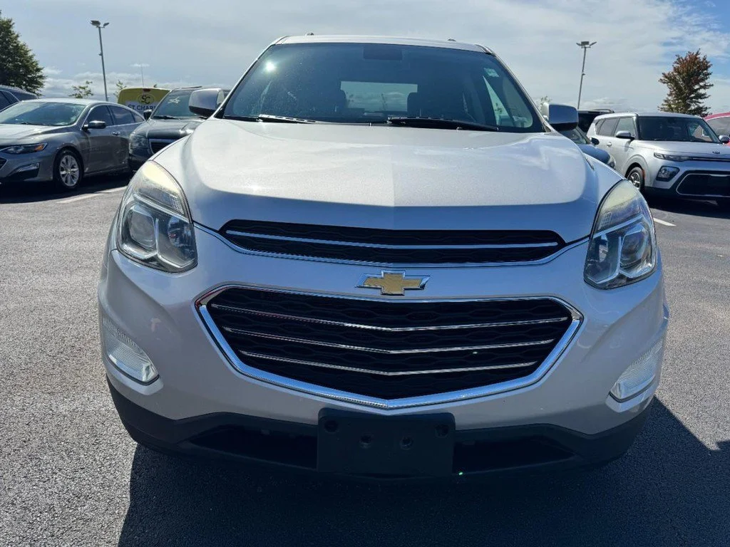 Used 2017 Silver Chevrolet LT image 9