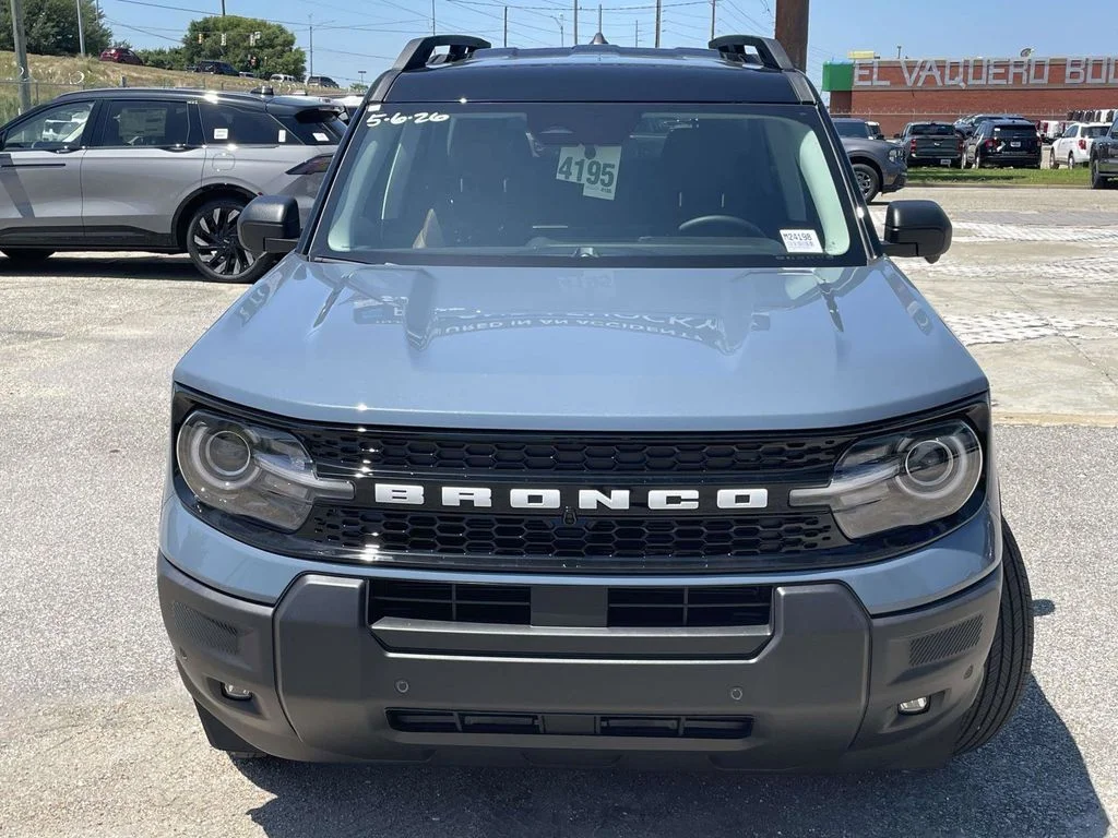New 2026 Gray Ford Outer Banks image 8