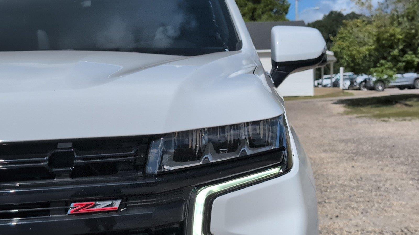 Used 2023 SUMMIT WHITE Chevrolet Z71 image 10