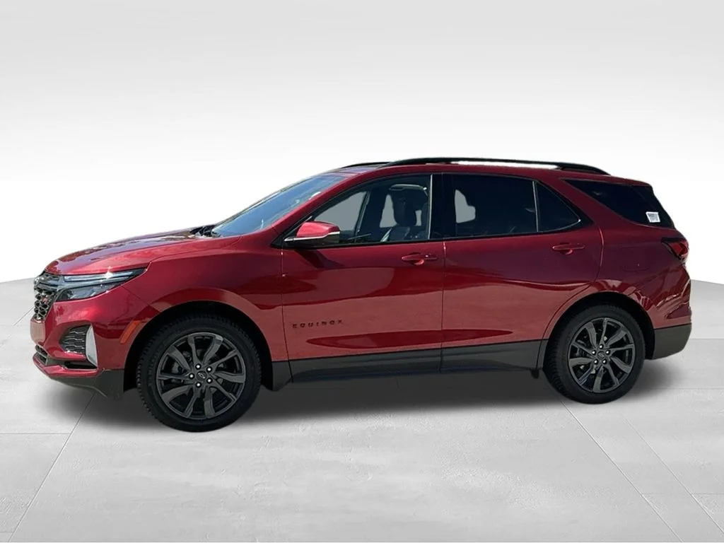 Used 2023 Red Chevrolet RS image 3