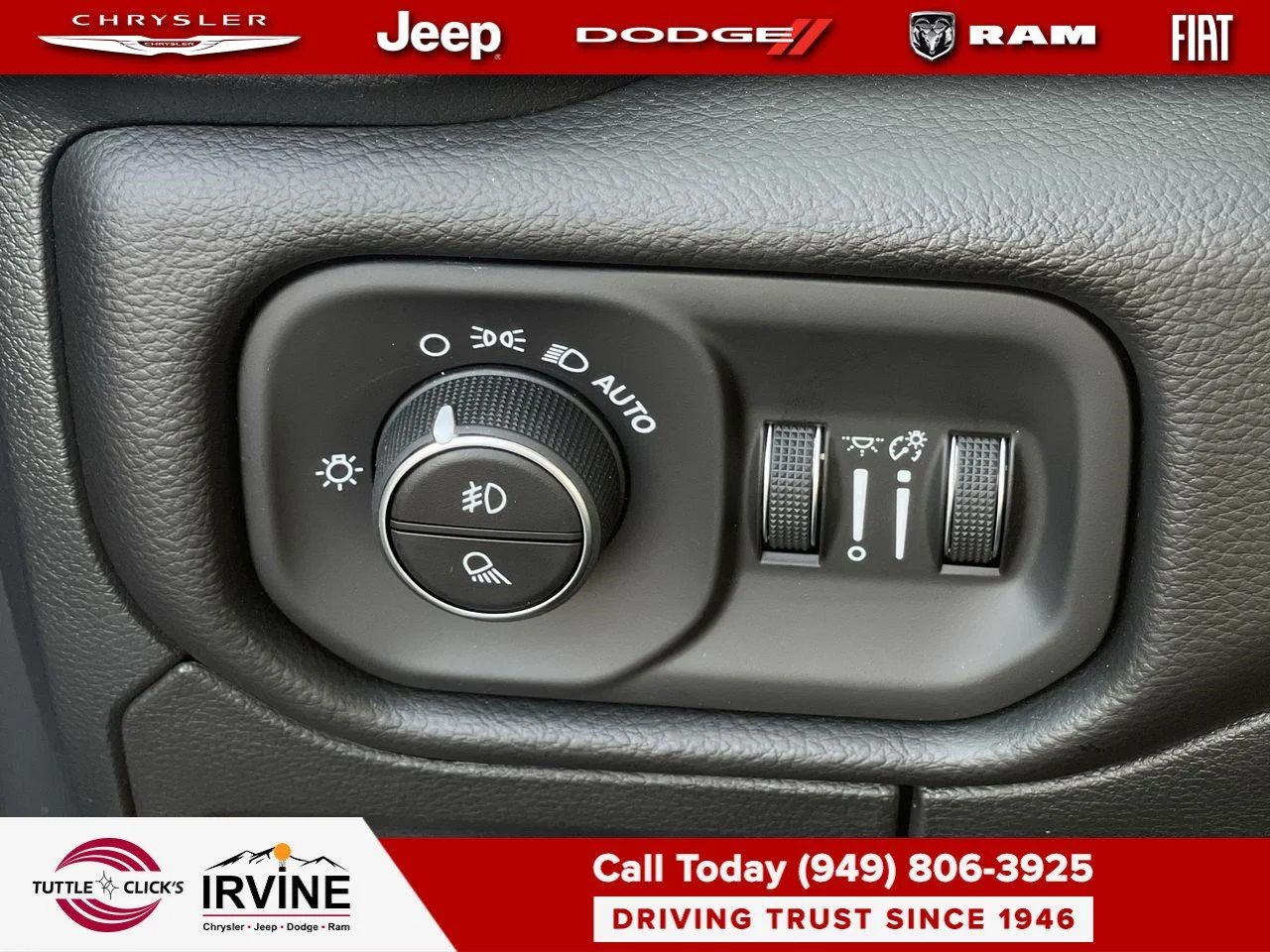 New 2027 Ivory White Tri-Coat Pearl-Coat Exterior Paint RAM Laramie image 29