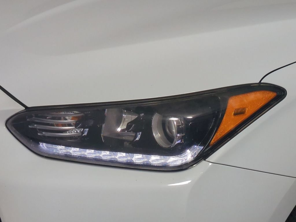 Used 2020 White Hyundai 2.0 Premium image 10