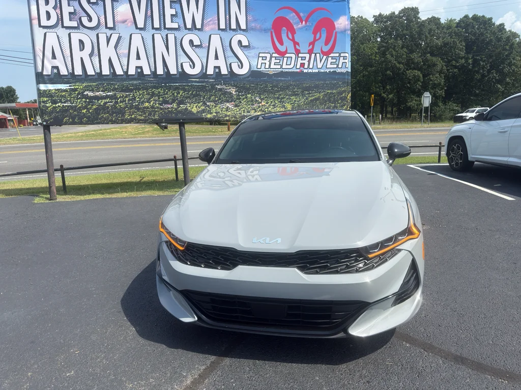 Used 2024 Wolf Gray Kia GT-Line image 2
