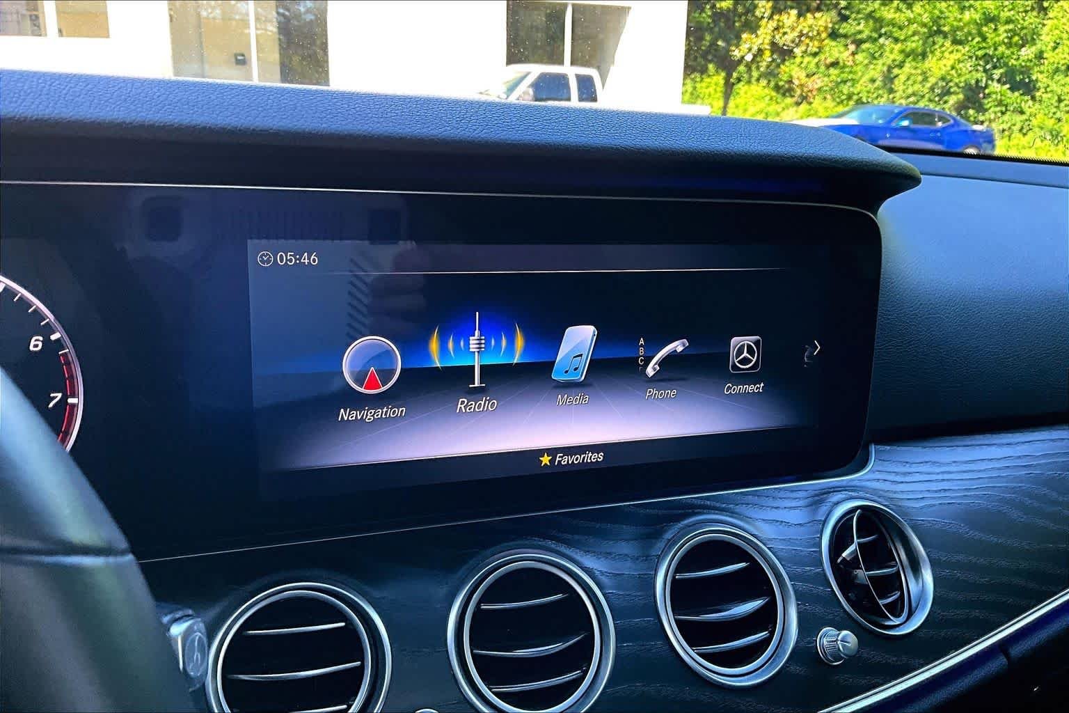 Used 2020 Iridium Silver Metallic Mercedes-Benz E 350 image 36