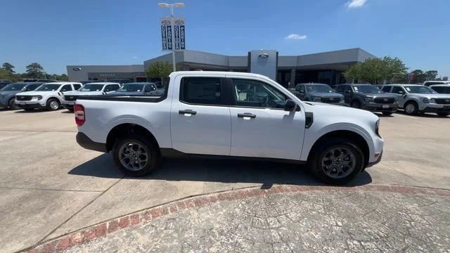 New 2026 Oxford White Ford XLT image 10