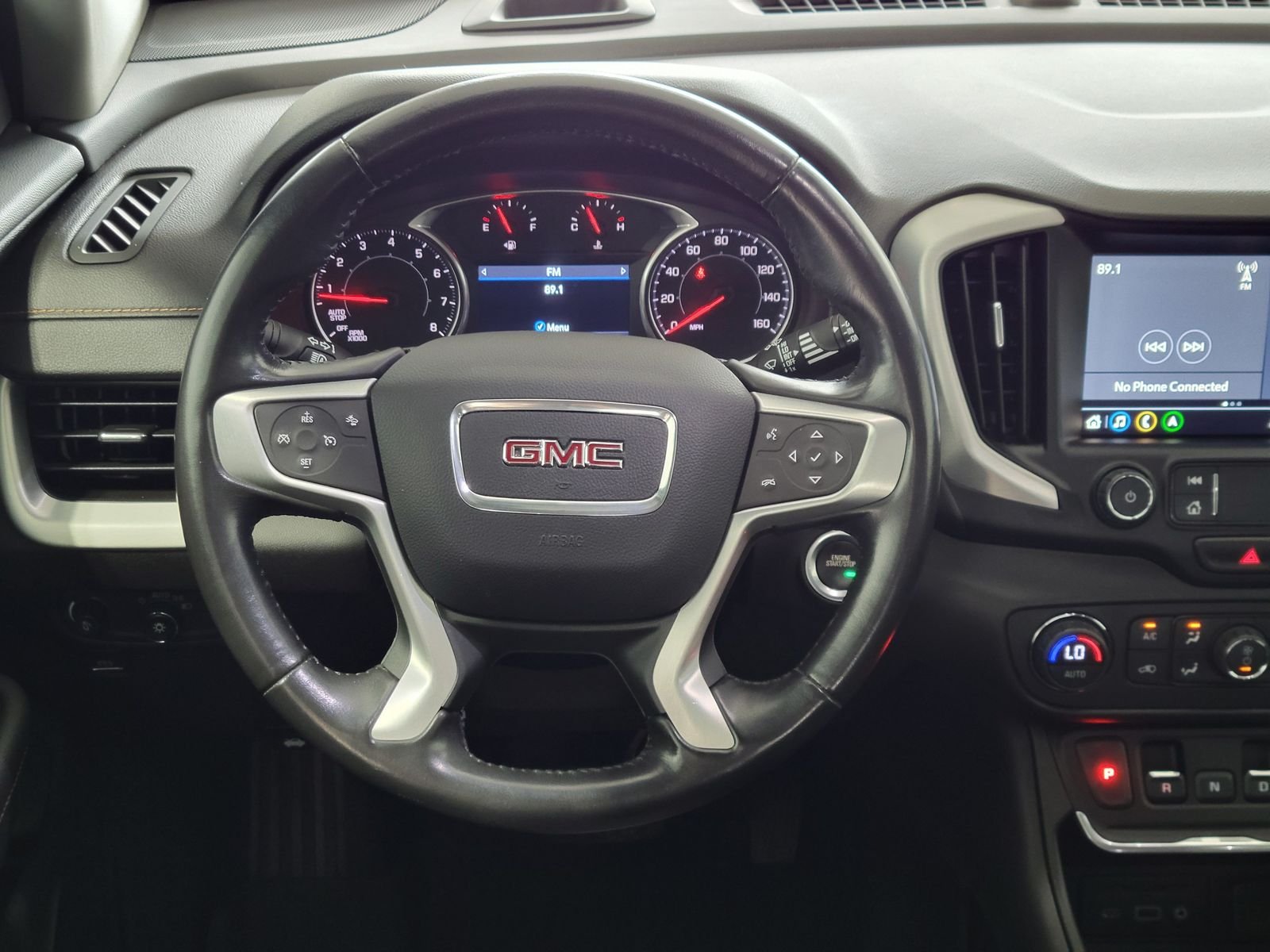 Used 2020 Black GMC SLE image 28