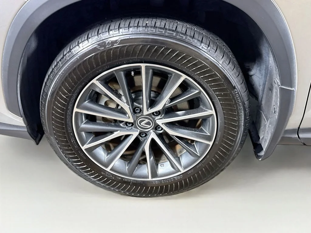 Used 2025 Gray Lexus 350h Base image 42