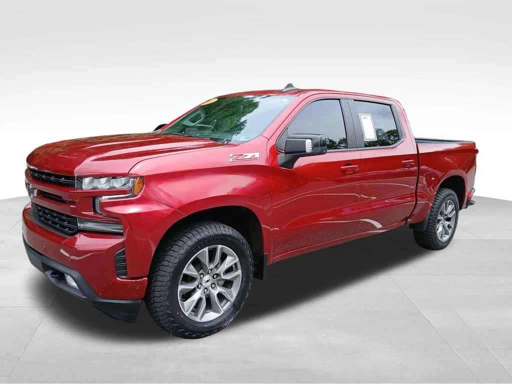 Used 2021 Red Chevrolet RST image 3