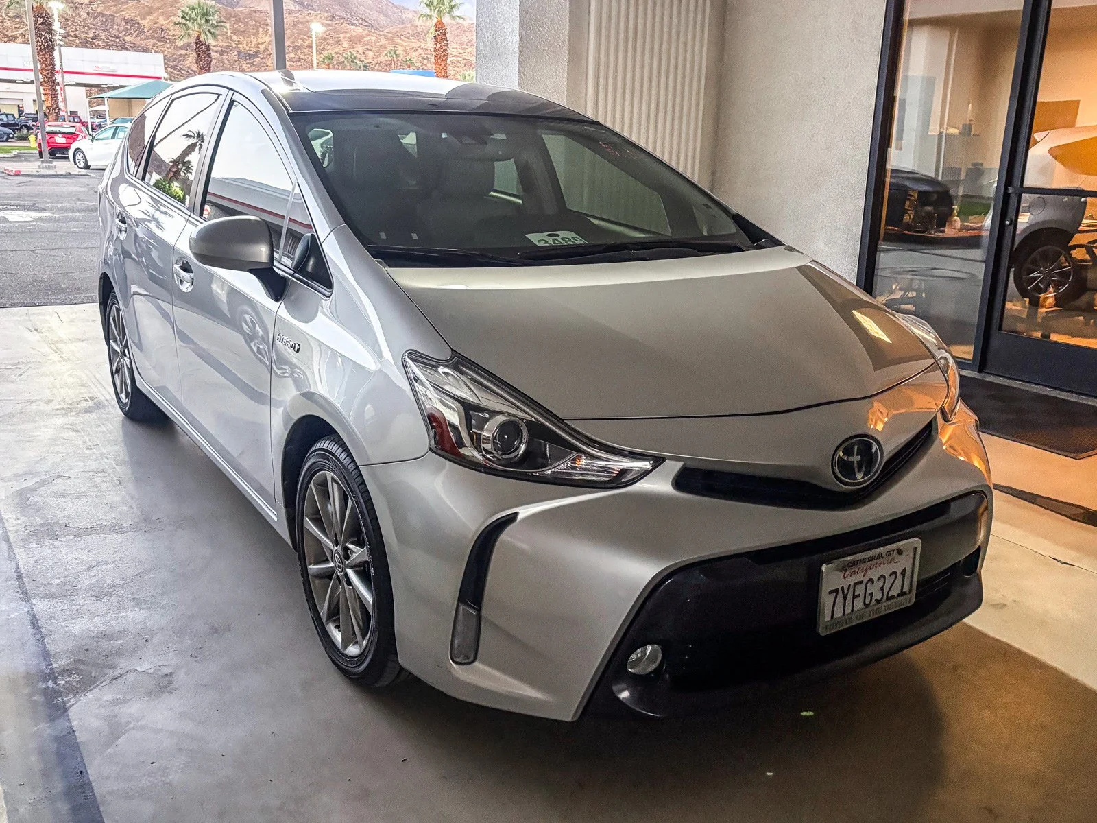 2017 Toyota Prius v