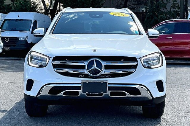 Certified Used 2022  Mercedes-Benz GLC 300 image 2