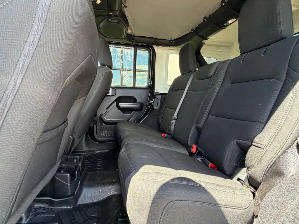 Used 2020 Black Jeep Unlimited Sport S image 9
