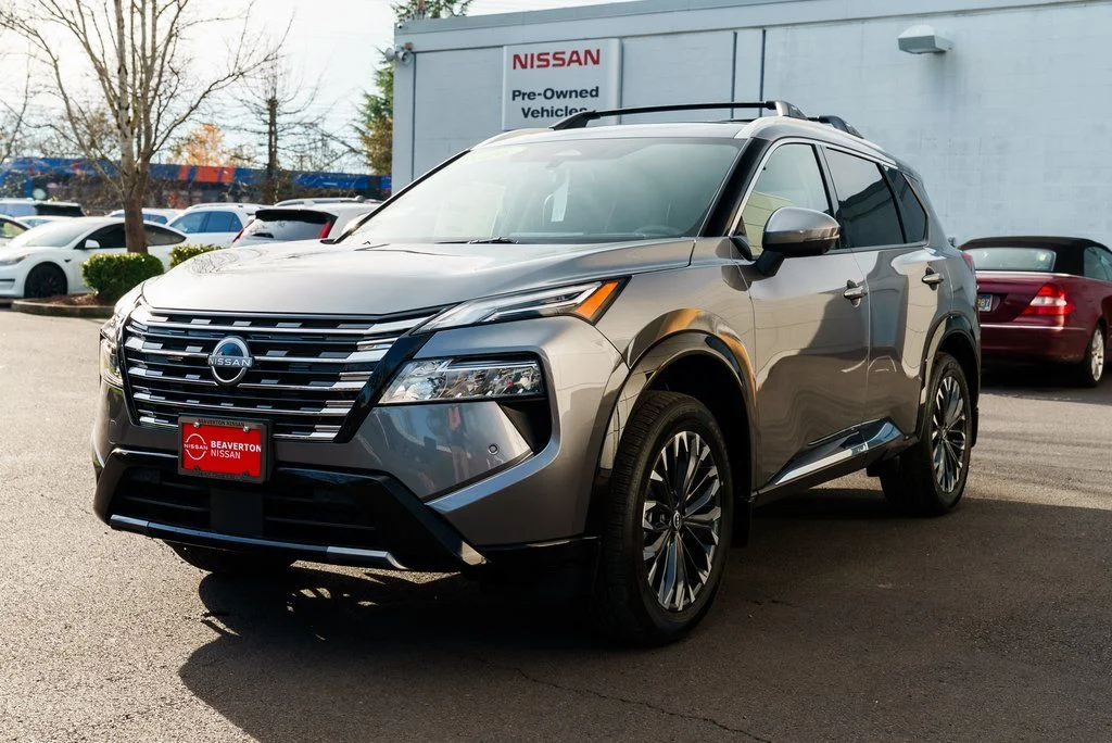 New 2026 Gun Metallic Nissan Platinum image 3
