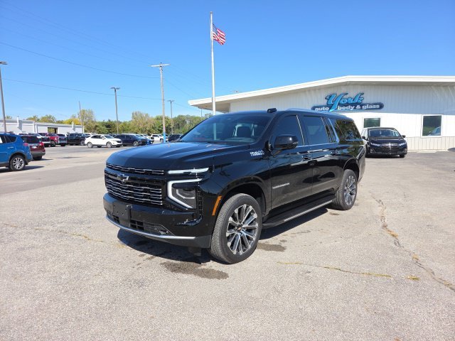 Used 2026 Black Chevrolet High Country image 2