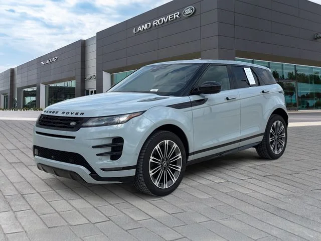 2026 Land Rover Range Rover Evoque Dynamic SE's photo