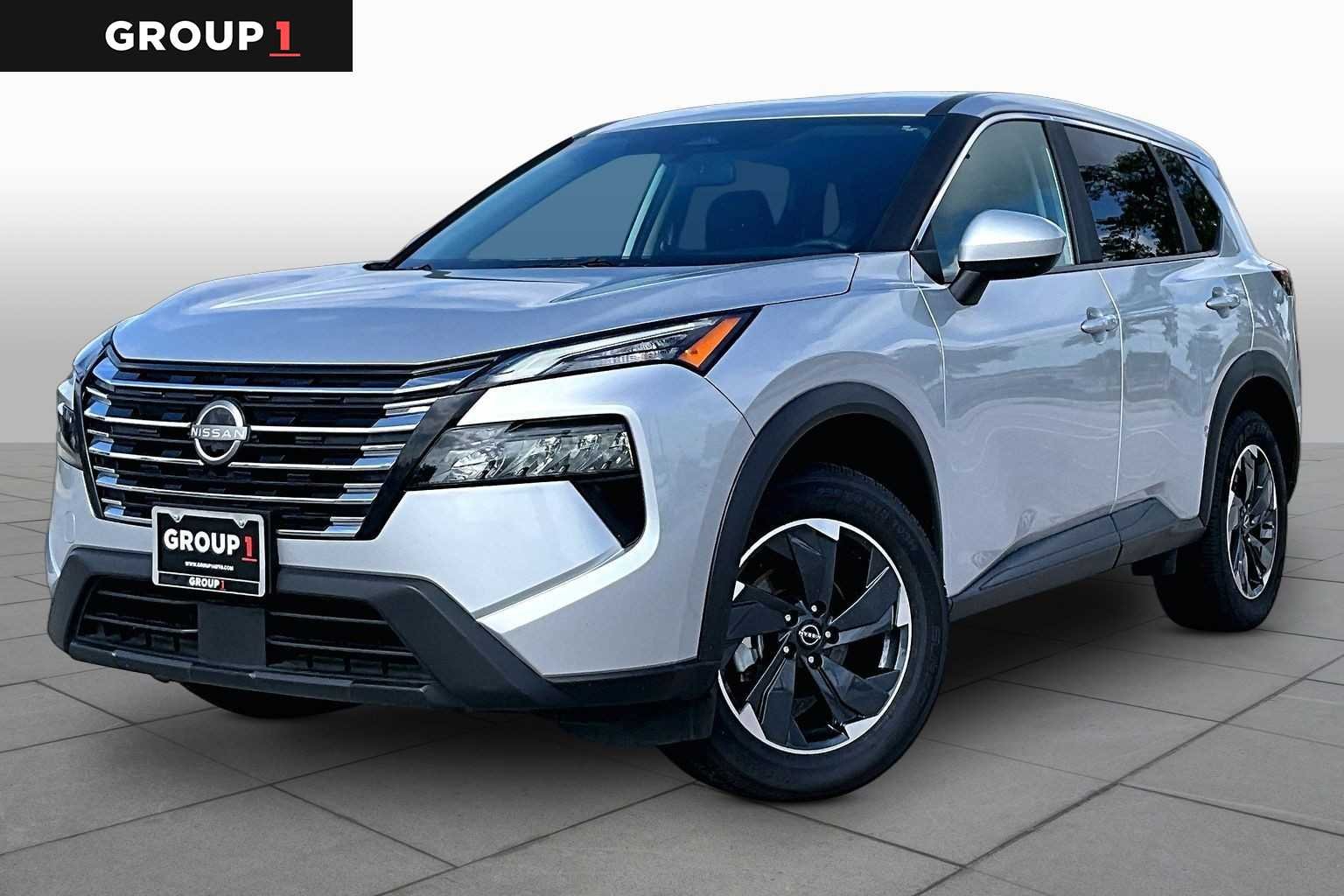 2025 Nissan Rogue SV FWD's photo
