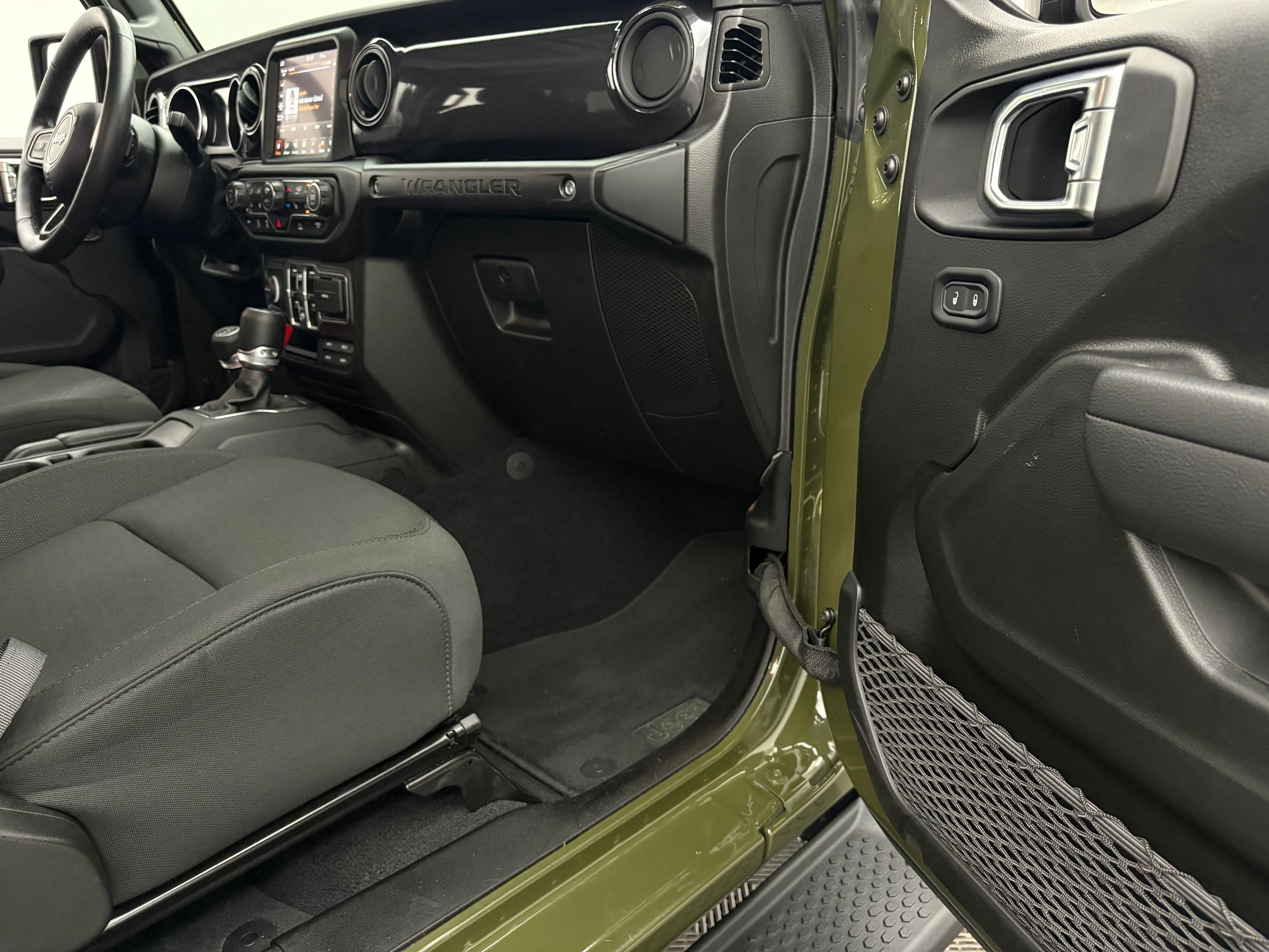 Used 2022 Sarge Green Clearcoat Jeep Unlimited Sport Altitude image 35