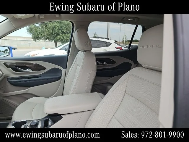 Used 2023 Silver GMC Denali image 6