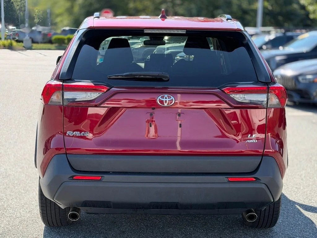 Used 2021 Red Toyota LE image 4