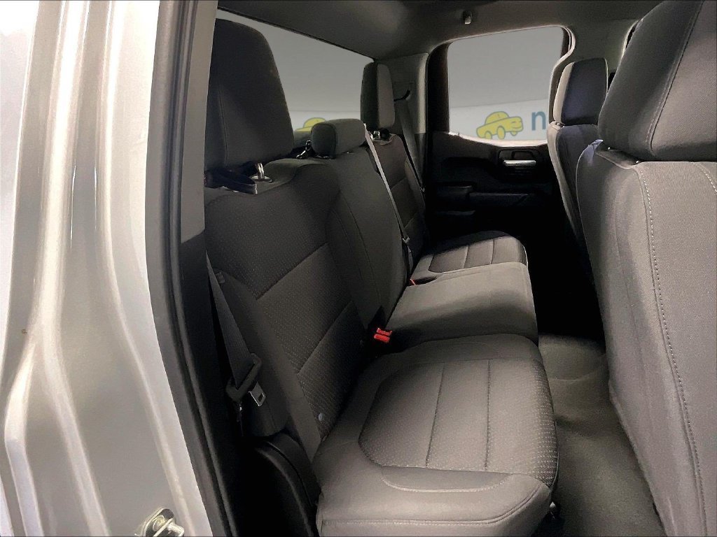 Used 2021 Silver Chevrolet Custom image 16