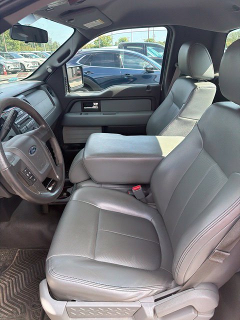 Used 2013 White Ford XL image 13