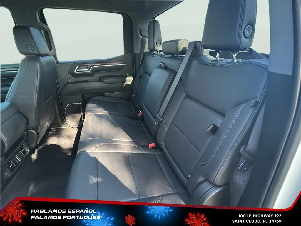 Certified Used 2024 Summit White GMC SLT image 25