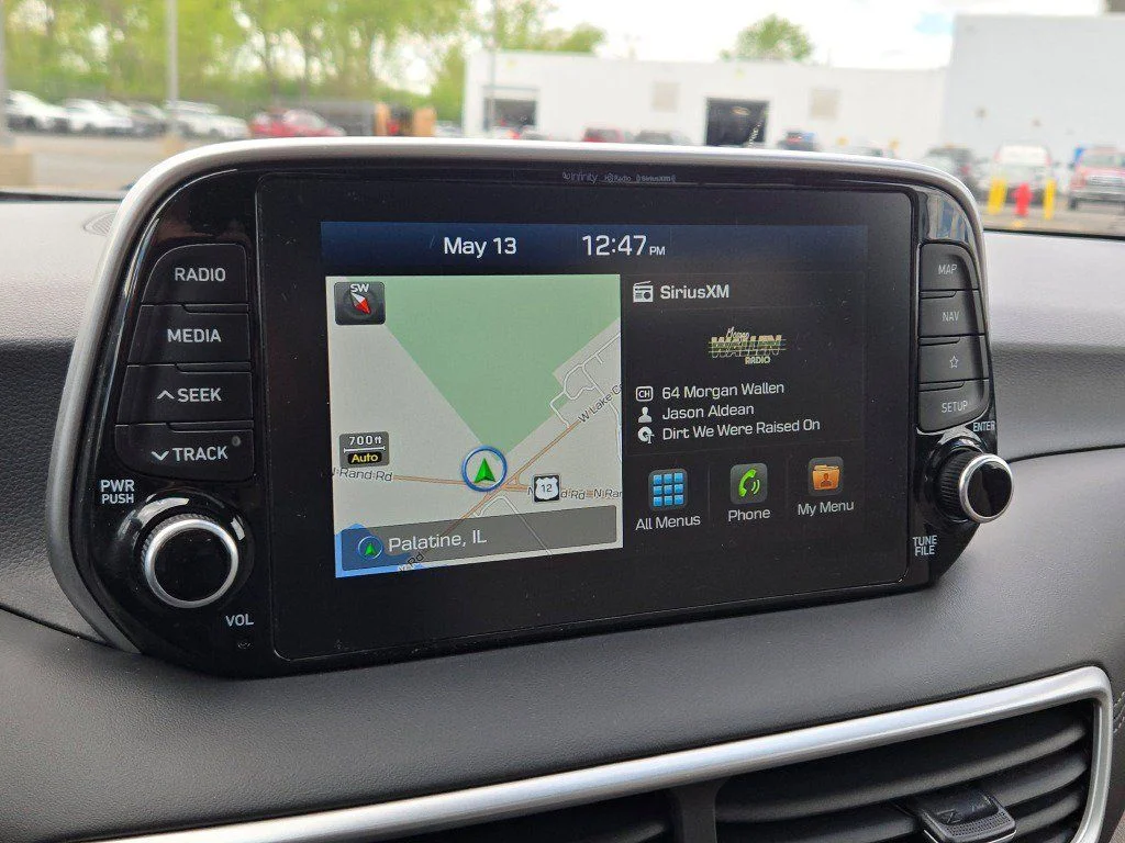 Used 2019 White Hyundai Ultimate image 31