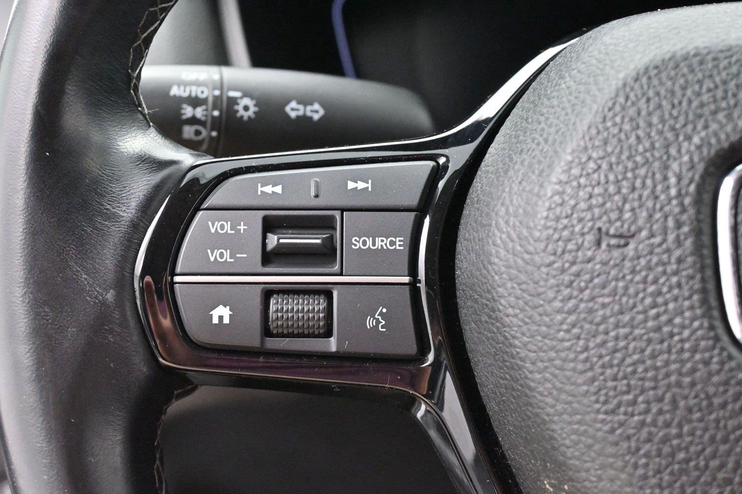 Used 2023 Lunar Silver Metallic Honda EX image 16