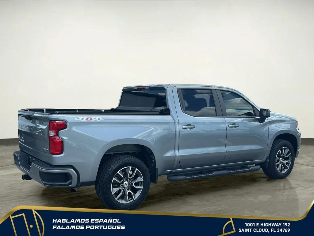 Used 2024 Sterling Gray Metallic Chevrolet RST image 7