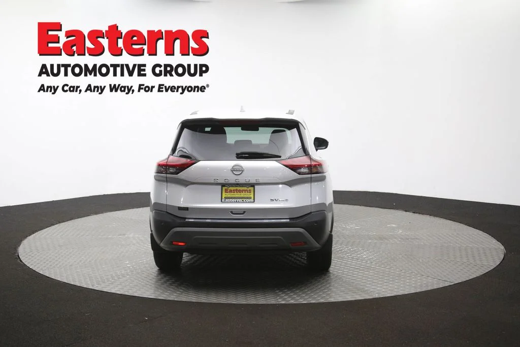 Used 2023 Silver Nissan SV image 99