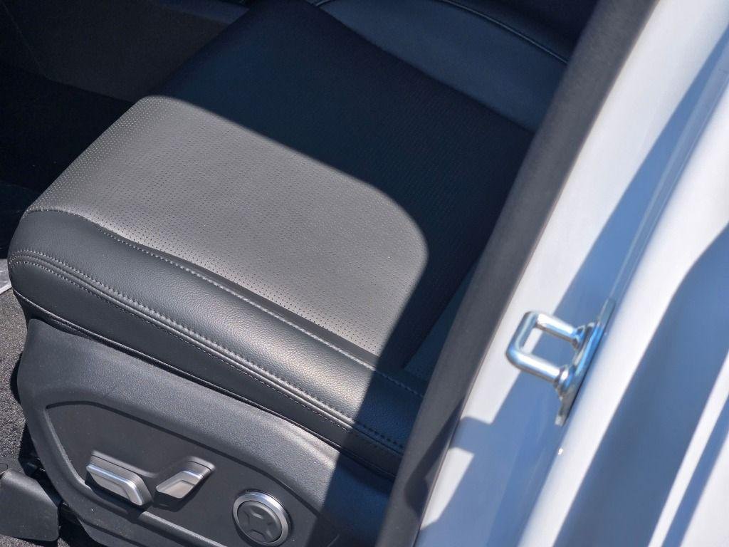 New 2026 White Hyundai Limited image 22