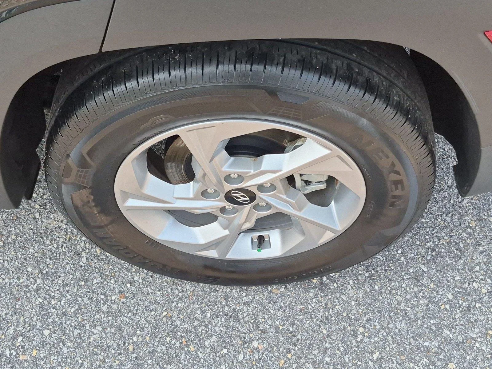 Used 2024 Black Pearl Hyundai SEL image 11