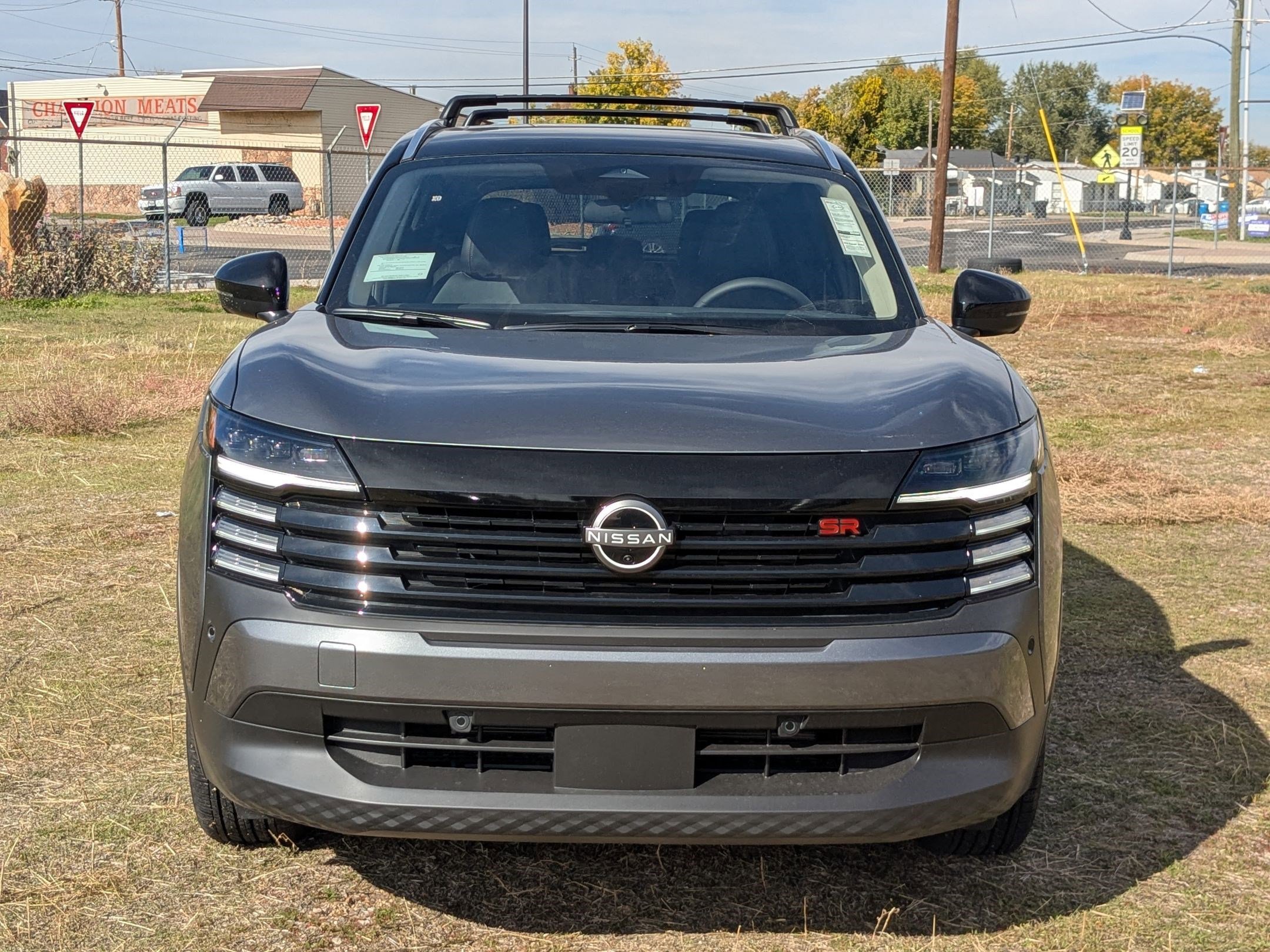 New 2026 Gun Metallic/Super Black Nissan SR image 9